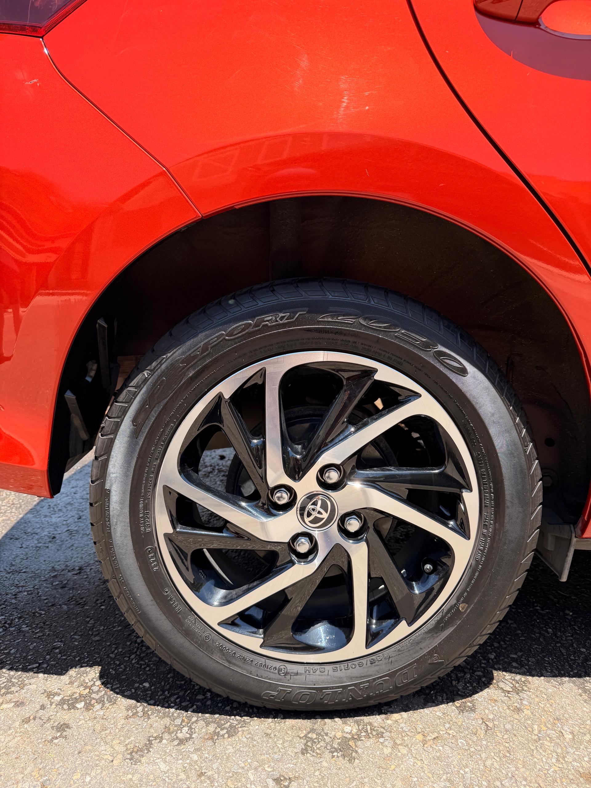 Yaris después del lavado